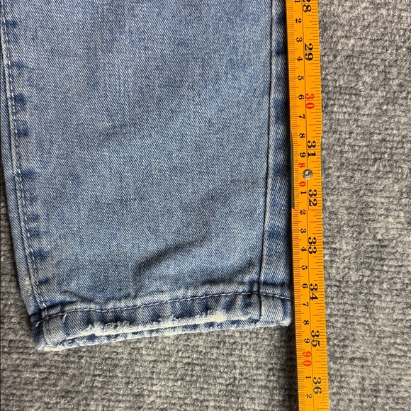 Light Wash Distressed Boyfriend Jeans - Women's - Picture 5 of 6